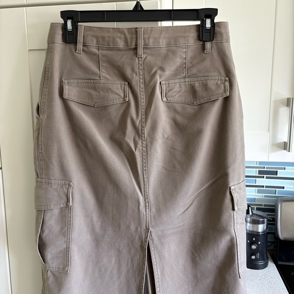 Aritzia Wilfred Free Ether Cargo Maxi Skirt - Picture 3 of 6